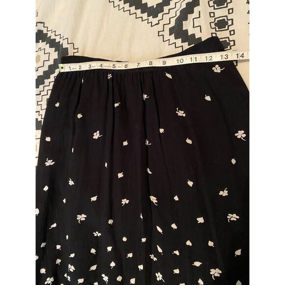 Midi Skirt Bundle of 3 Black and White Skirts - Picture 14 of 14